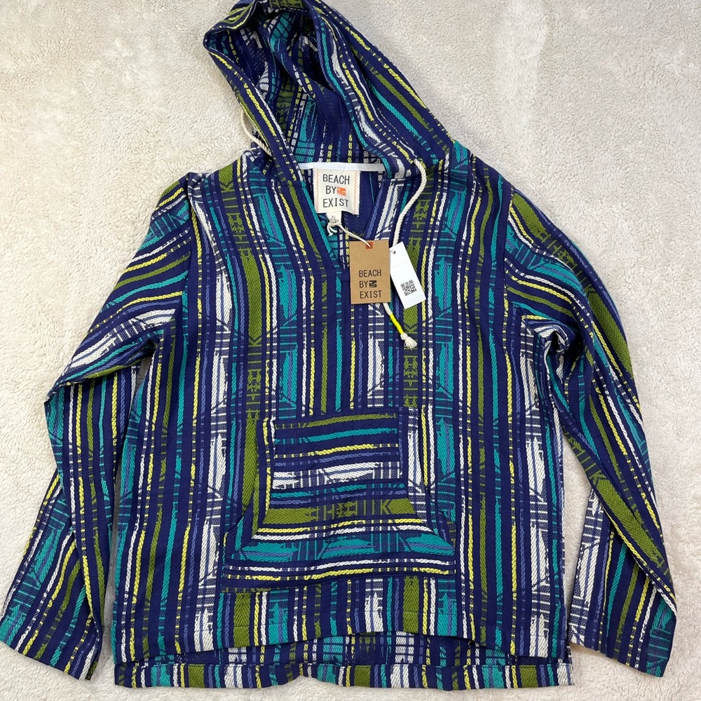 NWT Beach by Exist Baja Mexican Blanket Hooded Pullover Size XL. Fits like a L